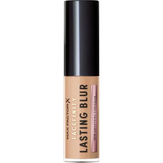 Facefinity Lasting Blur Concealer