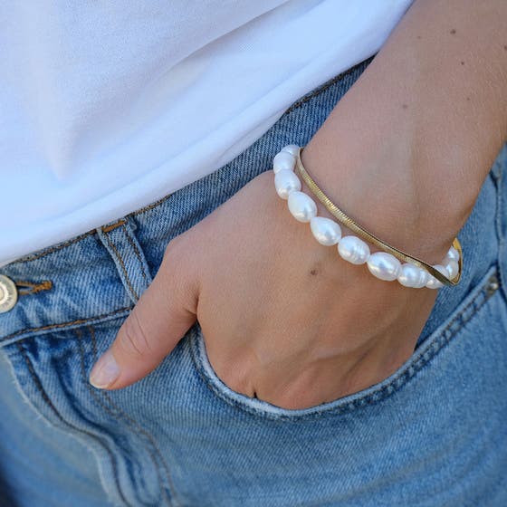 Freshwater Pearls Bracelet With Three Rows
