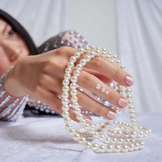 O2 Lost in Pearls