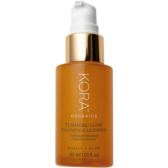 Turmeric Glow Foaming Cleanser