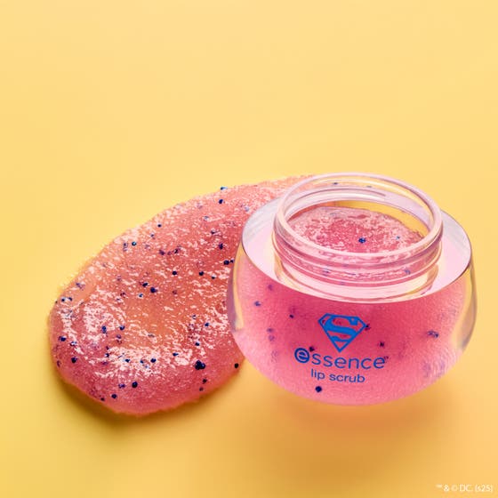 Superman lip scrub
