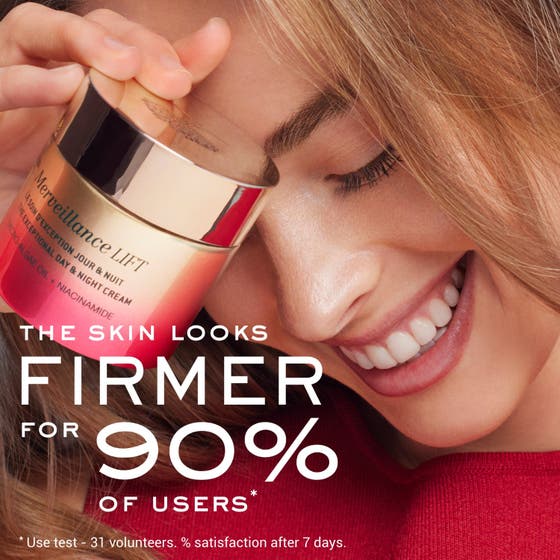 Nuxe Merveillance Lift Exceptional Cream 75 ml oppstrammende dagkrem som påføres huden for en løftende effekt.