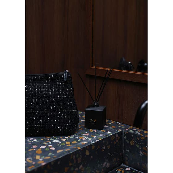 Cosmetic L Black Twinkle