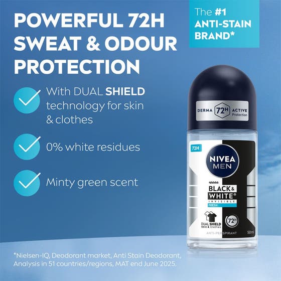 NIVEA Black & White Fresh Roll On 50 ml antiperspirant mod sved og pletter i en glasflaske med sort låg
