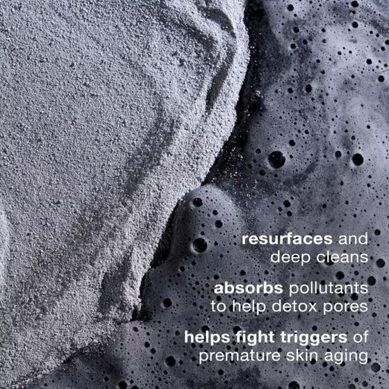 Dermalogica Daily Superfoliant 57 g kullbasert pudderpeeling i grå flaske som renser porer og glatter ut huden.