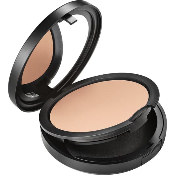 Studio Fix Powder Plus Foundation