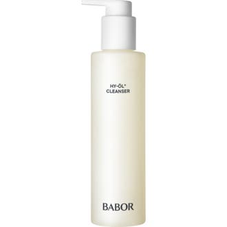 Babor Hy-Öl Cleanser dybderensende renseolie i en slank frostet hvid plastflaske med hvid pumpe.