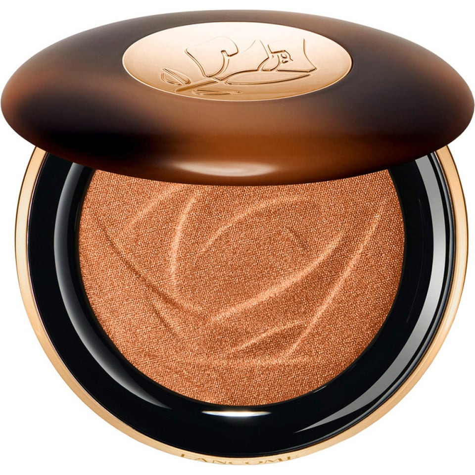 Teint Idole Ultra Wear C.E Skin Transforming Highlighter 04 Halo Glow