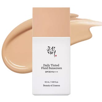 Daily Tinted Fluid Sunscreen Broad Spectrum SPF 30 PA +++