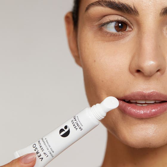 N°9 Lip Serum With Retinol 8