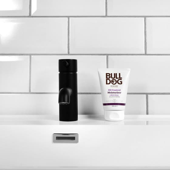 Oljekontroll Duo - Effektiv Lösning för Män med Oljig Hy och Stora Porer