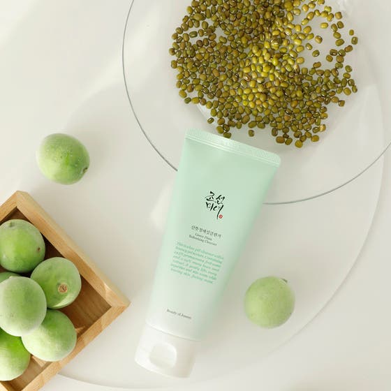 Green Plum Refreshing Cleanser