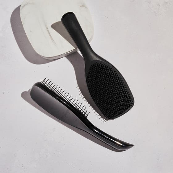 The Ultimate Detangler Large Black Gloss