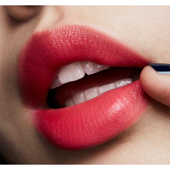 Love Me Lipstick