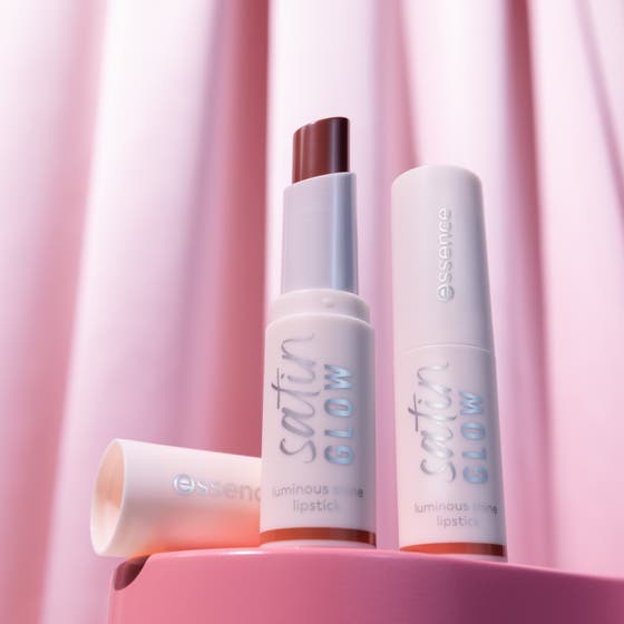 Satin Glow Luminous Shine Lipstick