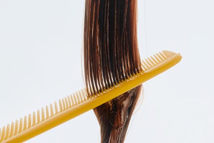 Hårväxtserum bäst i test 2026 – 7 favoriter som faktiskt gör skillnad