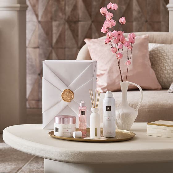 The Ritual of Sakura Large Gift Set
