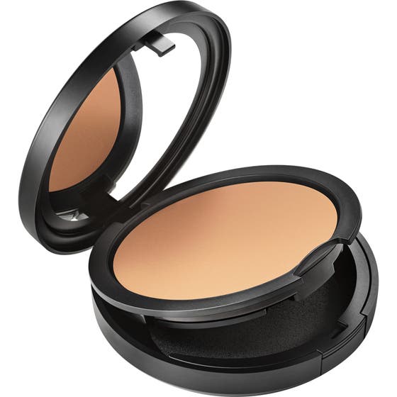 Studio Fix Powder Plus Foundation