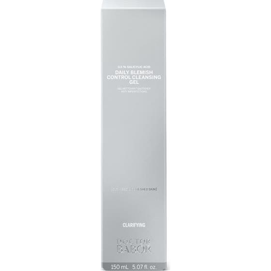 Babor DOC Daily Blemish Control Cleansing Gel 150 ml ansiktsrens i sølvfarget ytteremballasje med salisylsyre.