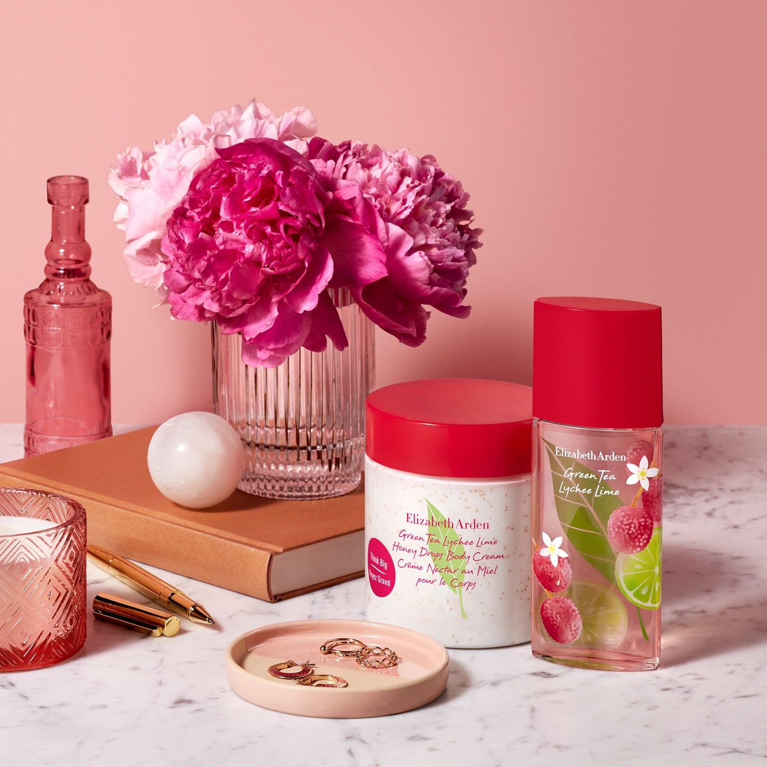 Alternativ bild 1 för Elizabeth Arden Green Tea Lychee Lime Honey Drops Body Cream - 500 ml