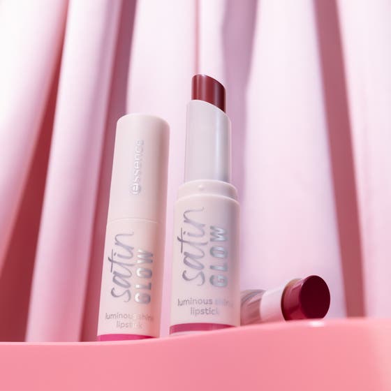 Satin Glow Luminous Shine Lipstick