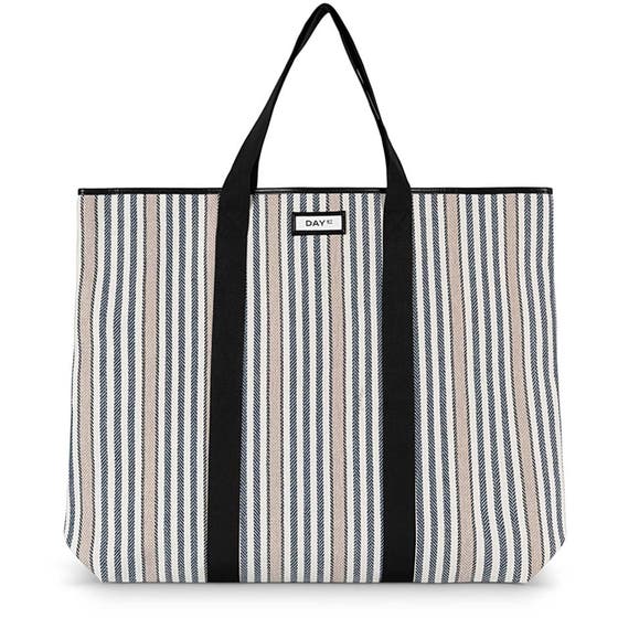 Gweneth J Chill Beach