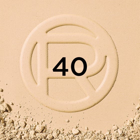 Infaillible 24H Fresh Wear Foundation in a Powder