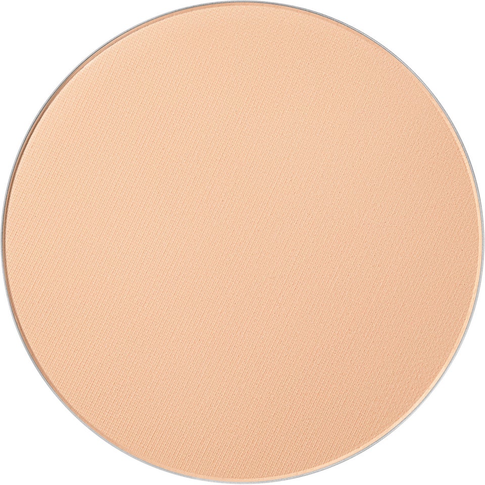 Studio Fix Powder Plus Foundation NW18 Refill 12 g