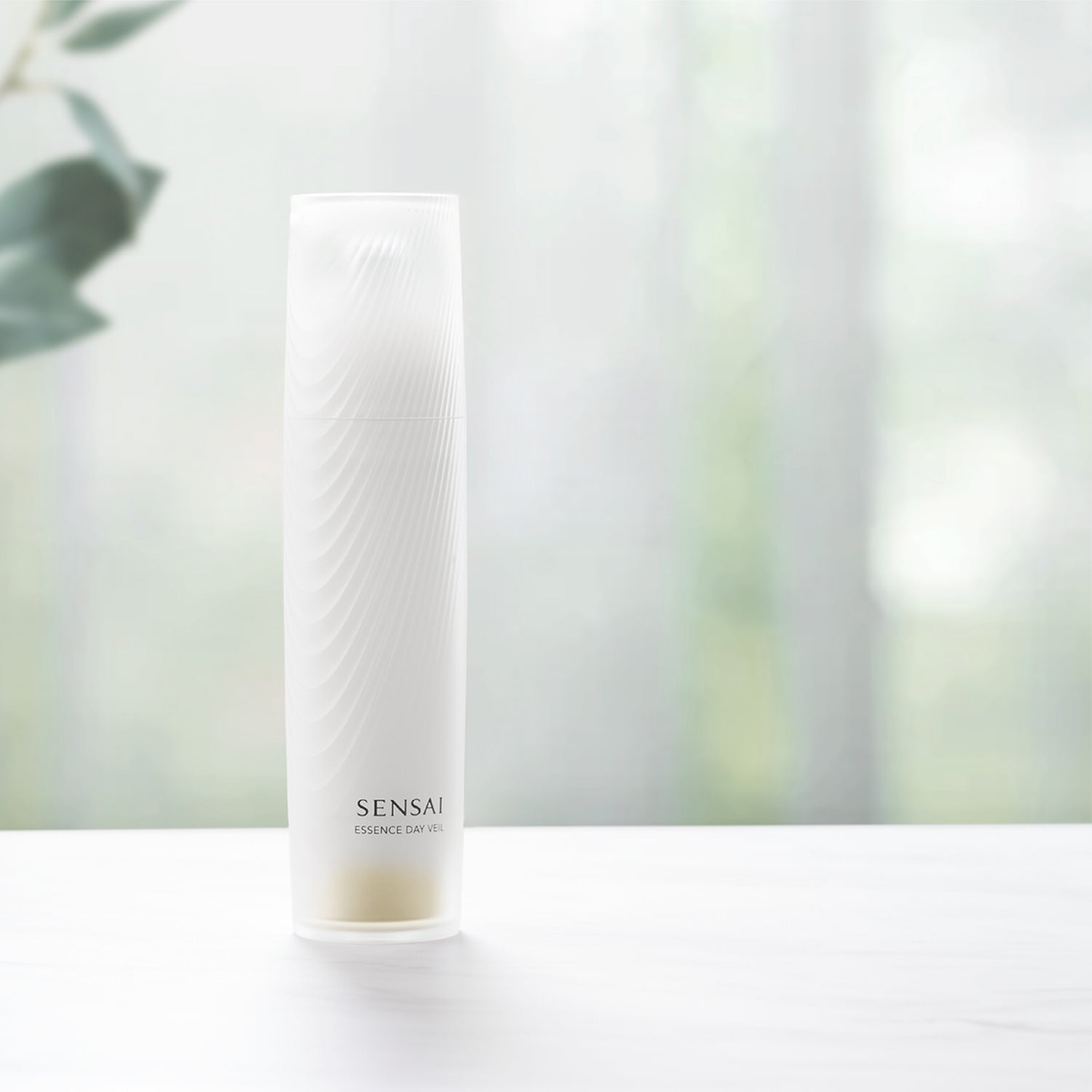 Sensai Essence Day Veil 40 ml | Nordicfeel