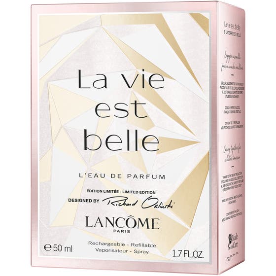 La Vie Est Belle Holiday