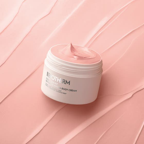 Biotherm Collagen Fit Body Cream 200 ml fuktighetsgivende kroppskrem med rosa tekstur i åpen hvit krukke.