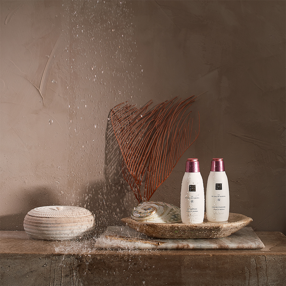 The Ritual of Sakura Shampoo