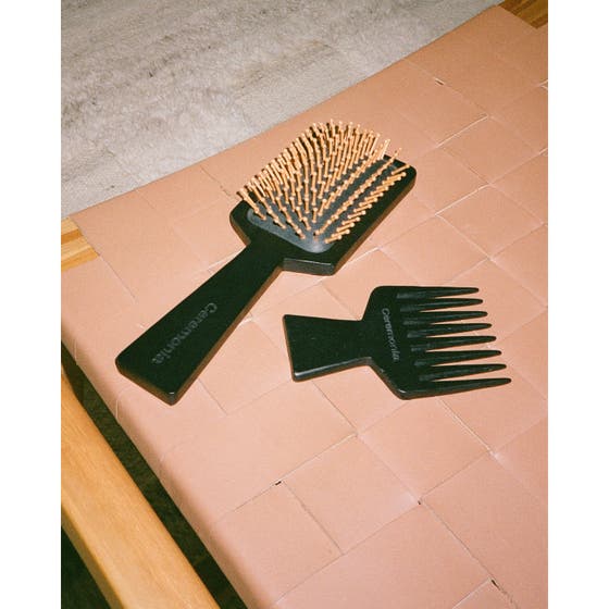Pelo Paddle Brush