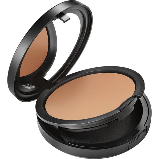 Studio Fix Powder Plus Foundation