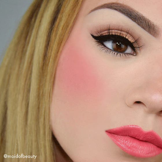 Cheek Kiss Cream Blush