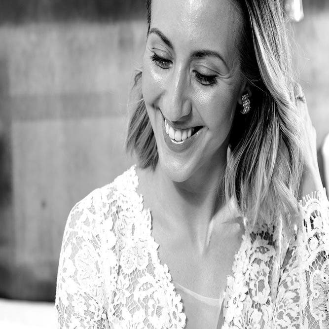 Tee hääkampaus itse - helpot vinkit morsiamelle ja vieraalle