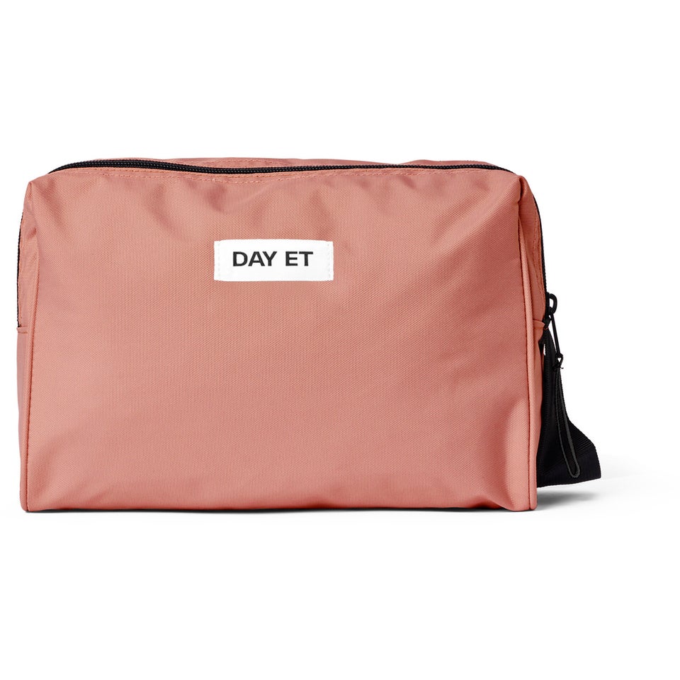 Day Gweneth RE-S Washbag Large 09011 Chocolate Plum