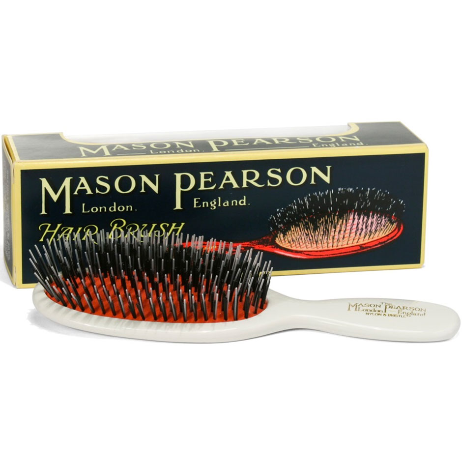 Hair brush in bristle & nylon