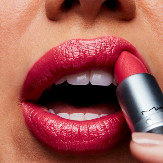 Cremesheen Lipstick
