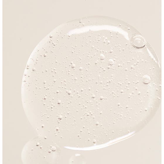 Babor Skinovage Moisturizing Eye Gel Cream 15 ml kosteuttava silmänympärysvoide ja pehmeä valkoinen voidekoostumus