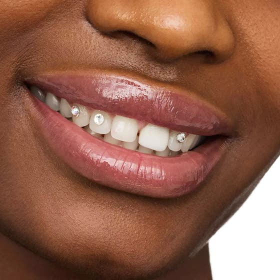The Super Peptide Glossy Lip Treatment