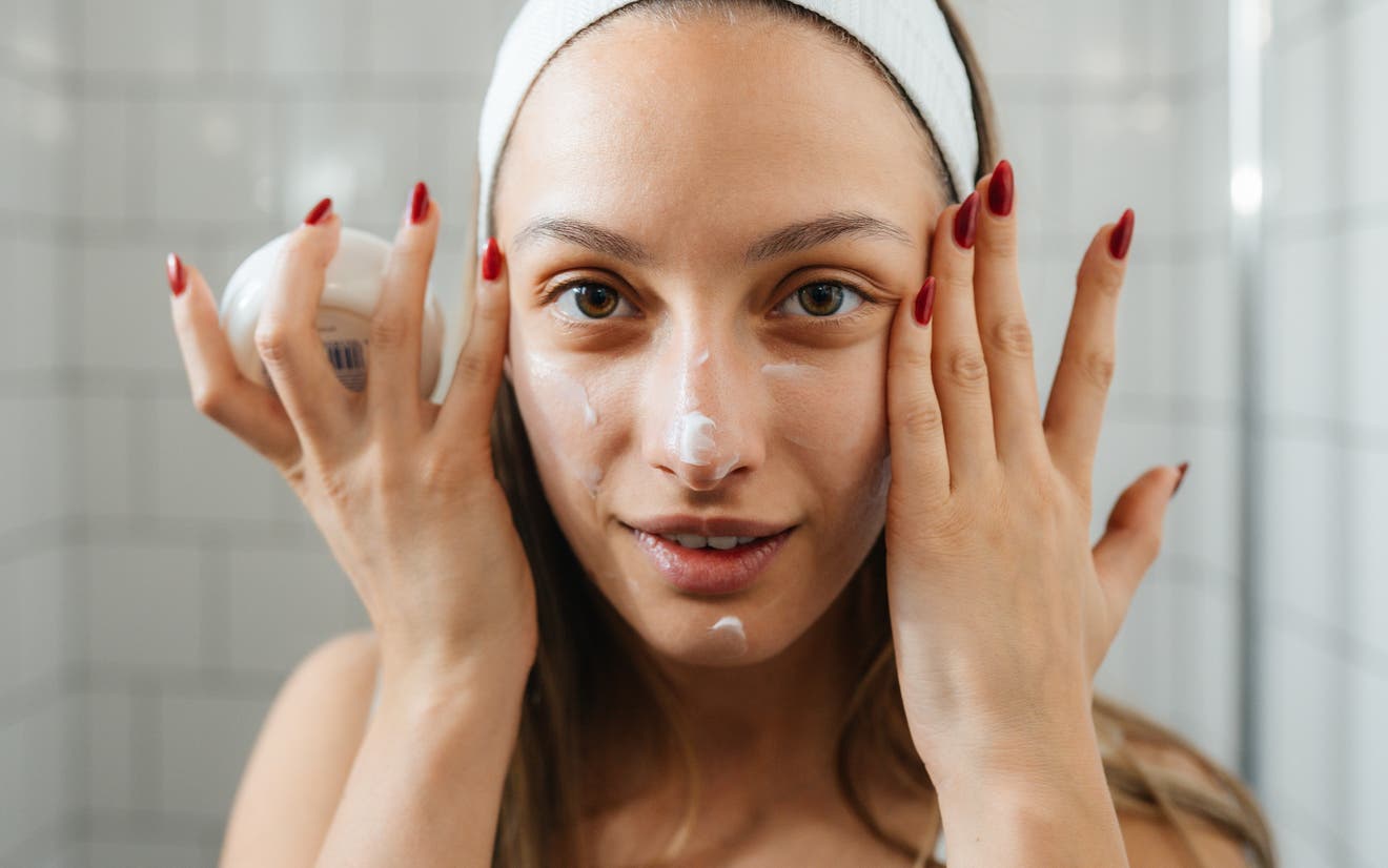 PRISVÄRD HUDVÅRD SOM FUNKAR – VÅRA BÄSTA BUDGETVAL