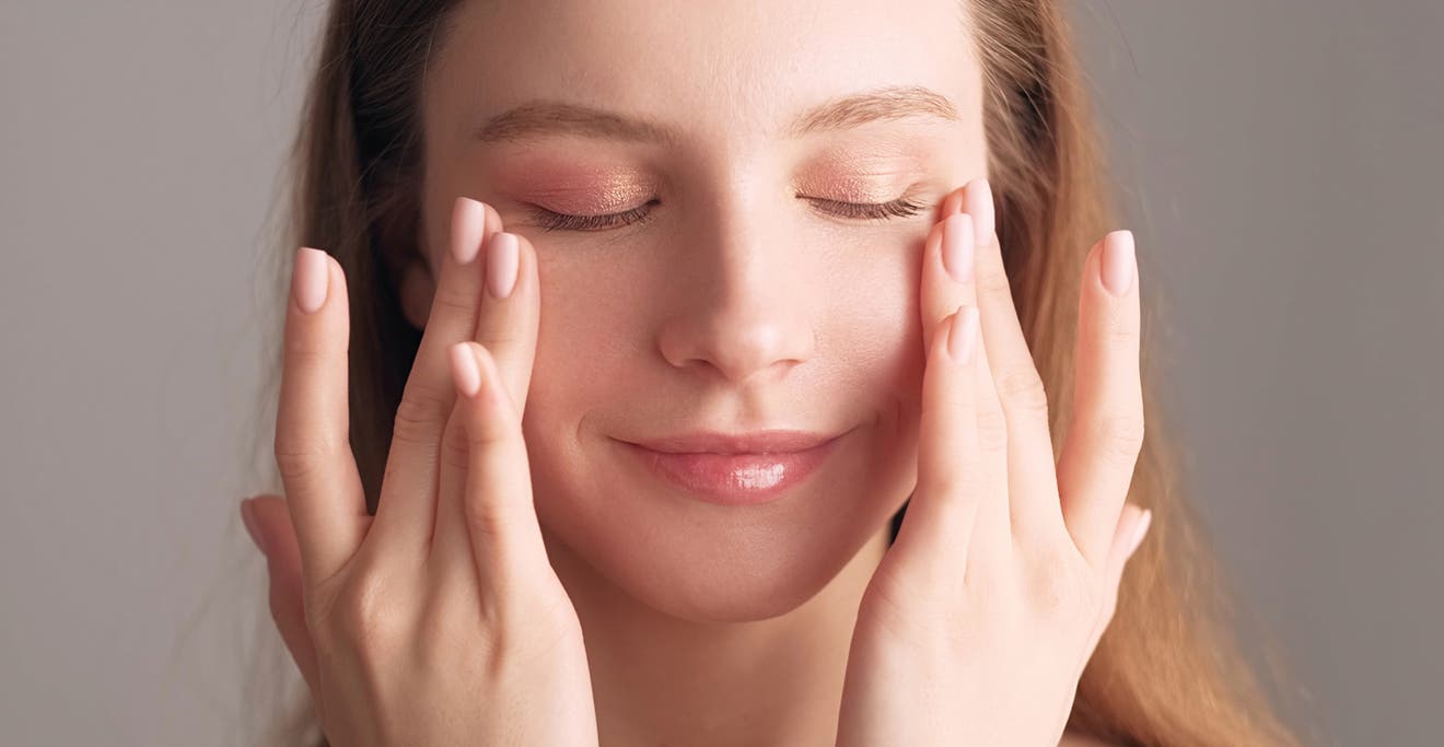 Så trollar du bort mörka ringar runt ögonen