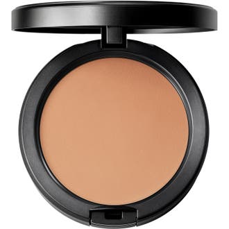 Studio Fix Powder Plus Foundation