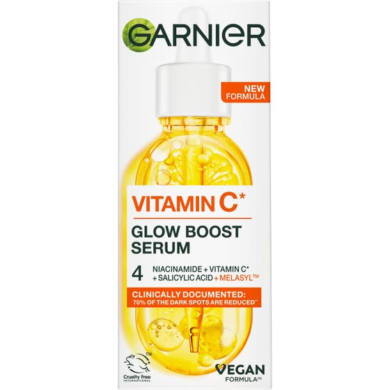 Garnier SkinActive Vitamin C Glow Boost Serum 30ml kirkastava seerumi valkoisessa pakkauksessa