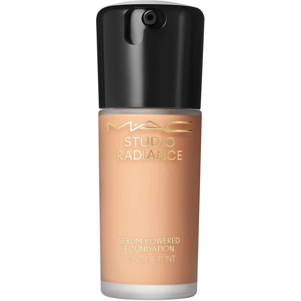 Studio Radiance Serum-Powered Foundation
