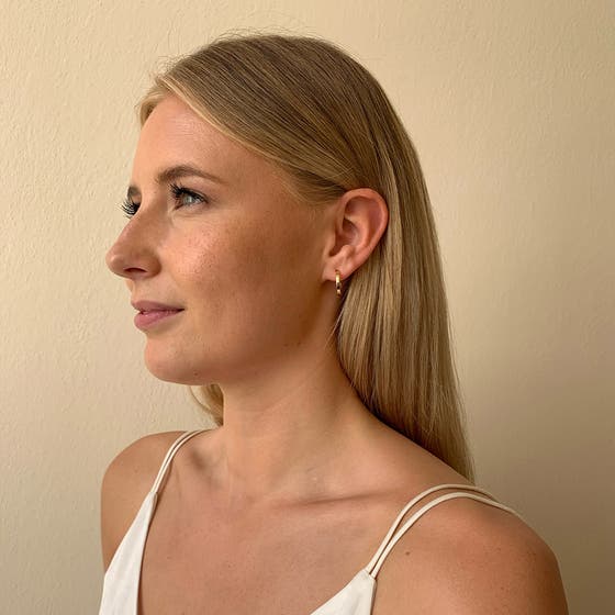 Moe Ring Ear Plain Gold