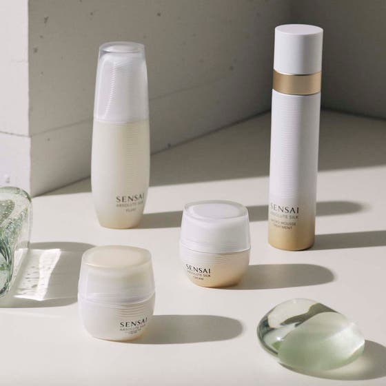 Absolute Silk Illuminative Cream