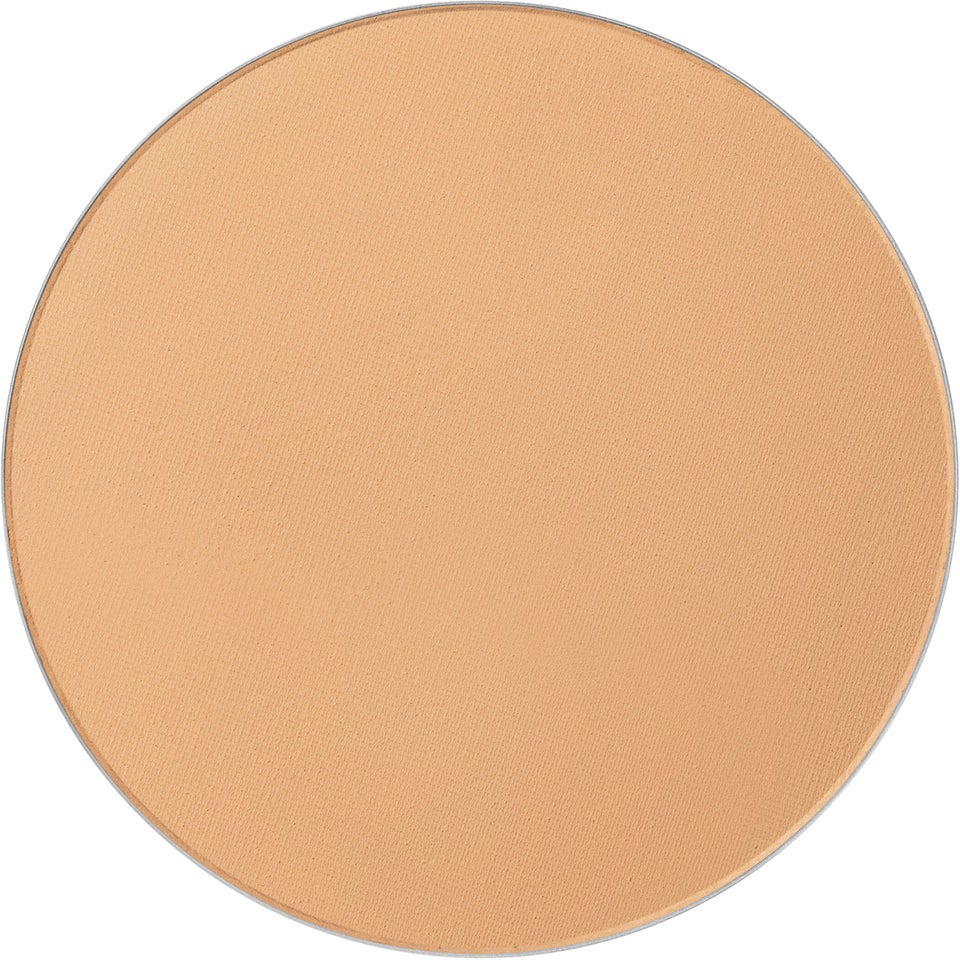 Studio Fix Powder Plus Foundation NW18 Refill 12 g