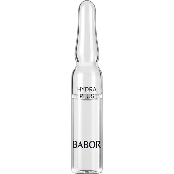 Babor Hydra Plus fuktighetsgivende ampuller i klar glassampulle med gjennomsiktig serum og sort tekst